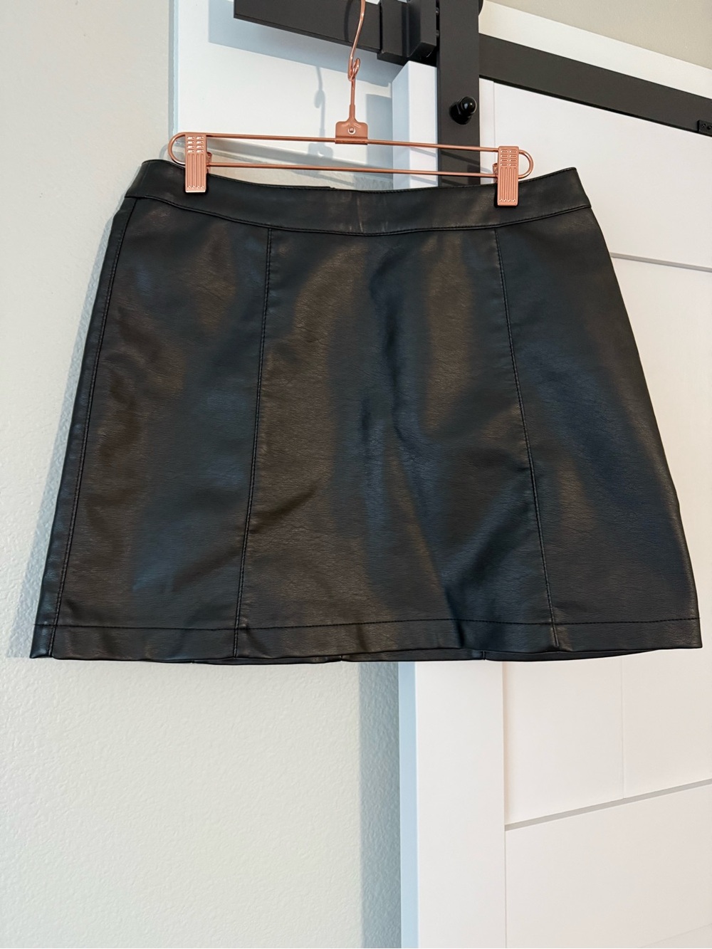 Forever 21 Black Faux Leather Mini Skirt